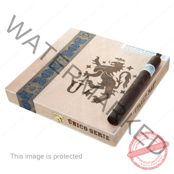 Liga_Privada_Único_Serie_Velvet_Rat_La_Saintos_Cigars